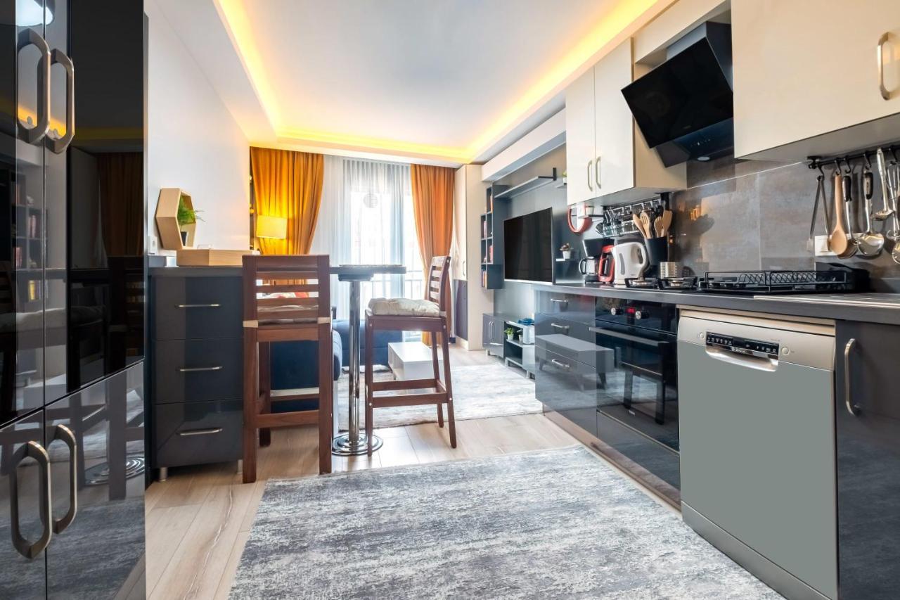 Lovely And Central Flat Near Ciragan Palace In Yildiz Besiktas Appartement Istanboel Buitenkant foto